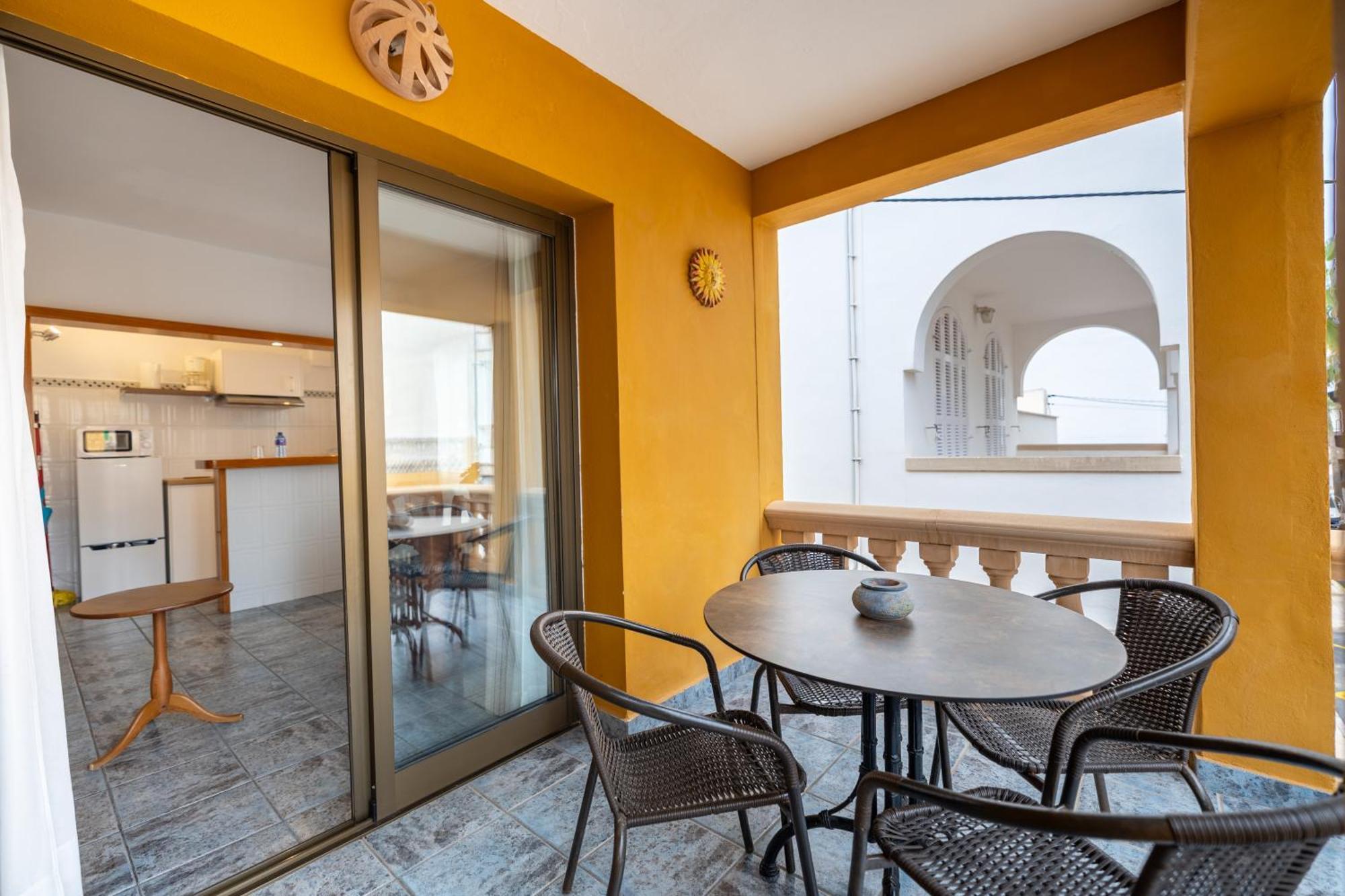 Hostal Doris - Adults Only Colonia de Sant Jordi Phòng bức ảnh