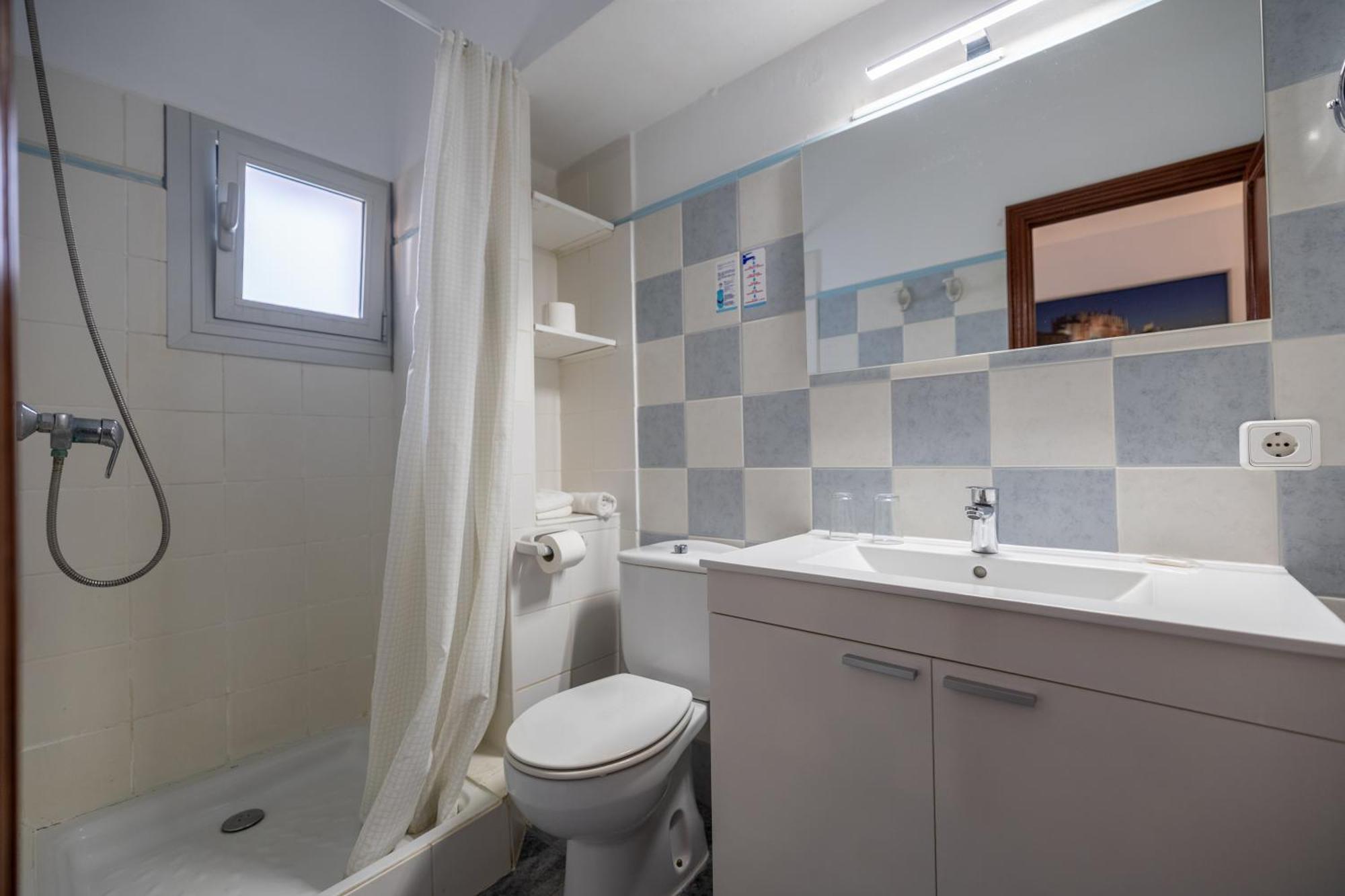 Hostal Doris - Adults Only Colonia de Sant Jordi Phòng bức ảnh