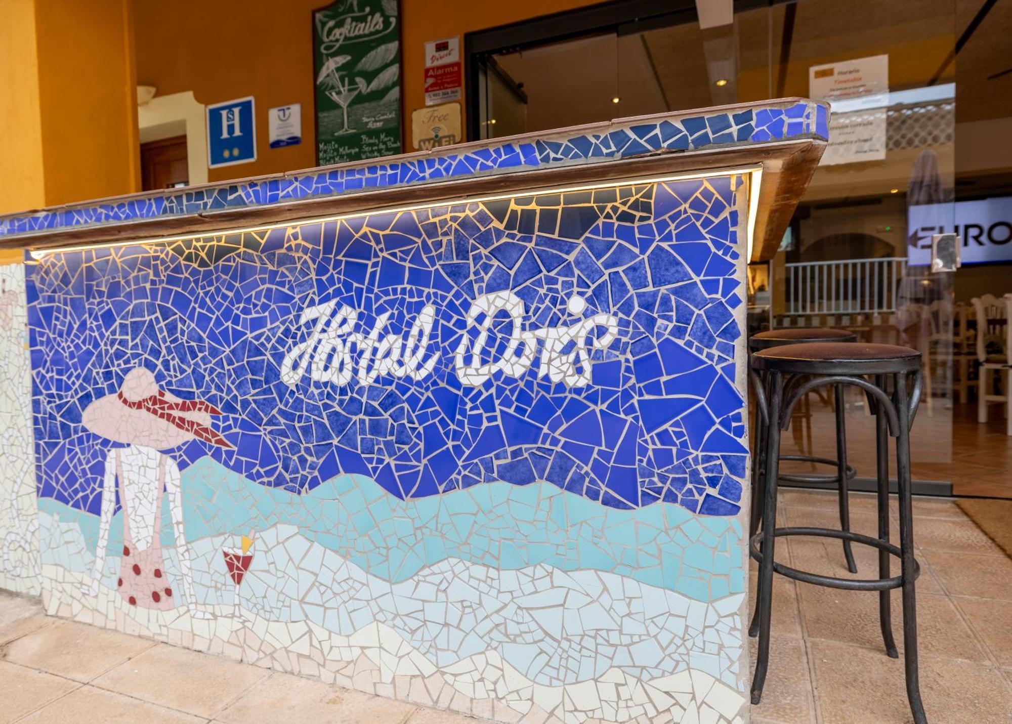Hostal Doris - Adults Only Colonia de Sant Jordi Ngoại thất bức ảnh